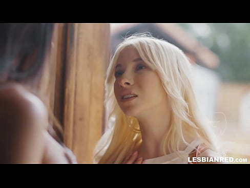❤️ Tjejen kommer hem några månader senare och slutar med att äta sin styvmors fitta. ❤️ Pornvideo at us sv.mrpornogratis.ru ❤