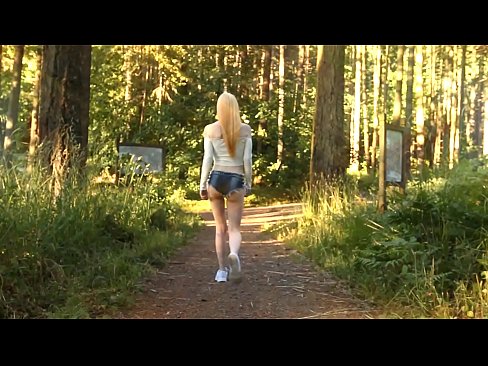 ❤️ Vacker kvinna rör sig långsamt, inte nakenvideo ❤️ Pornvideo at us sv.mrpornogratis.ru ❤